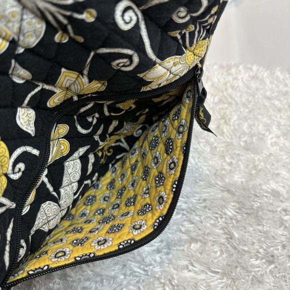 Vera Bradley CLEAN‎ X-Tall Zip Tote Retired Quilted Yellow Bird Crossbody 11x12 - Picture 7 of 9
